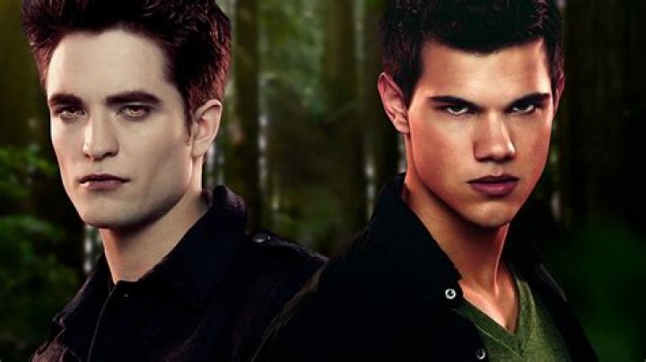 I Reread 'Twilight' & I'm Team Jacob Now