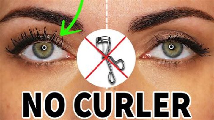 I Tried 6 Eyelash Curling Hacks & Here's The One That Worked The Best