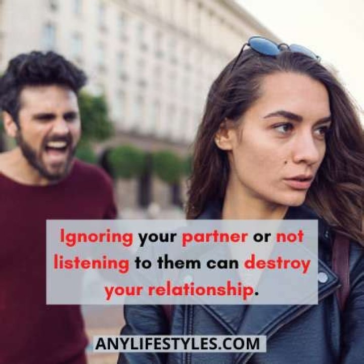 Ignoring Your Partner Isn't Always Bad For Your Relationship, A New Study Finds