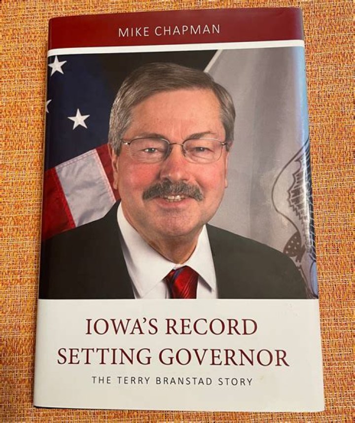Iowa Governor Terry Branstad endorses Trump