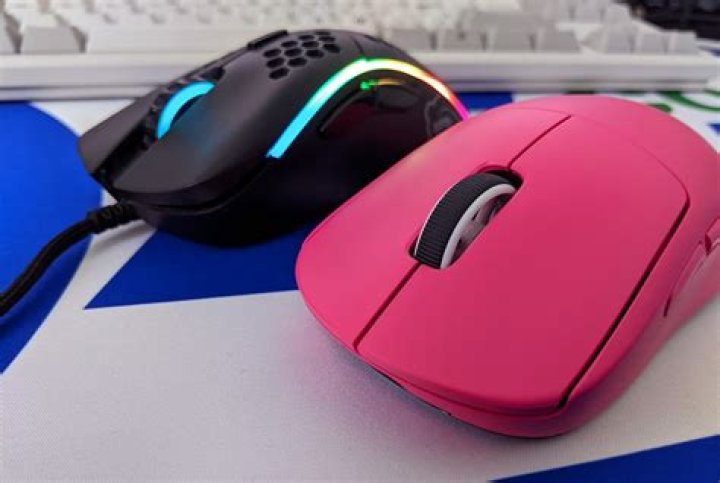 Is a Wired or Wireless Mouse Better for Gaming?
