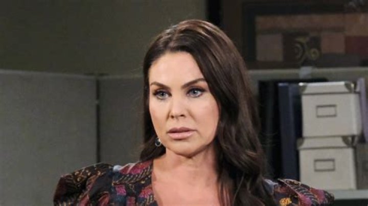 Is Chloe leaving Days of our Lives?