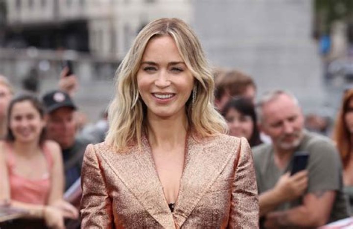 Is Emily Blunt Hard Of Hearing? Unraveling The Truth Behind The Rumors