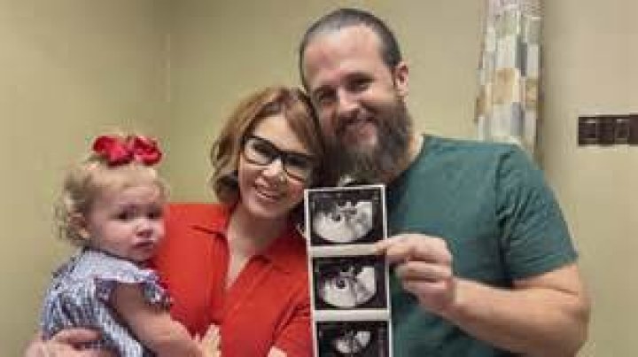 Is Kara Sewell Pregnant? Truth About the Notable Journalist’s Possible Journey into Motherhood!!