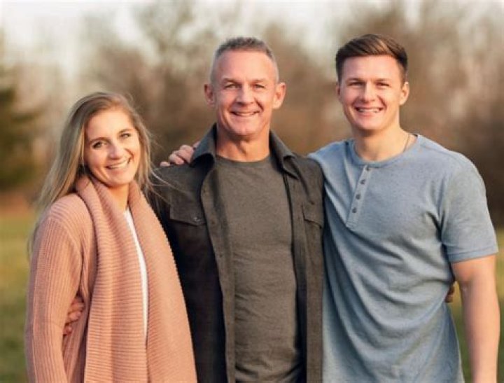 Is Merril Hoge Married? The Complete Guide To His Personal Life