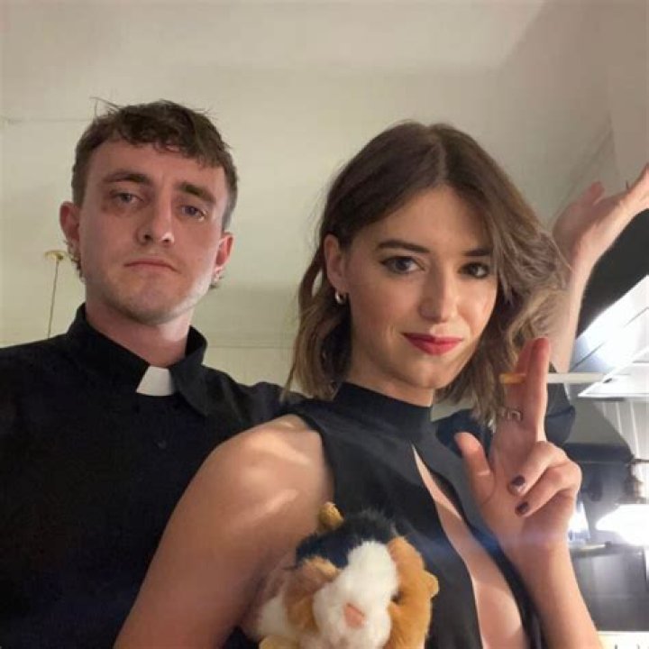 Is She Dating Anyone In 2023?
