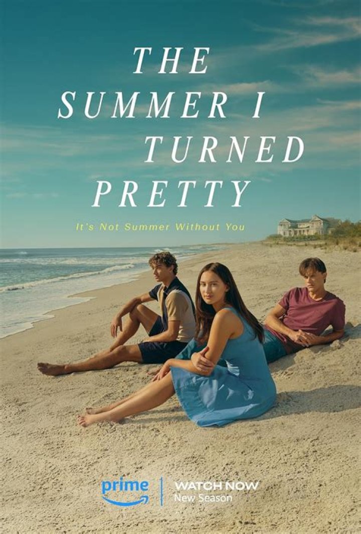 Is ‘The Last Summer’ Based On Anything? The Netflix Original Might Remind You Of Your Favorite Christmas Rom-Com