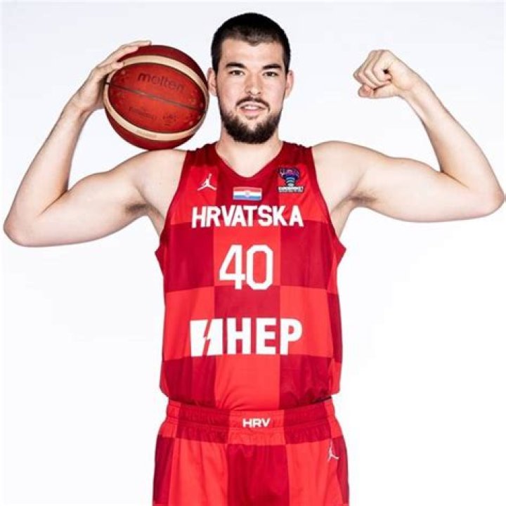 Ivica Zubac Wiki, Age, Height, Weight, Girlfriend, Family, Career, Net Worth, Salary, Biography & More