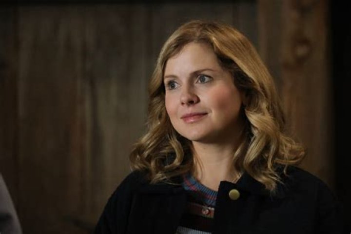 iZombie Stars Rose McIver and Robert Buckley on Whether Liv and Major Are Endgame