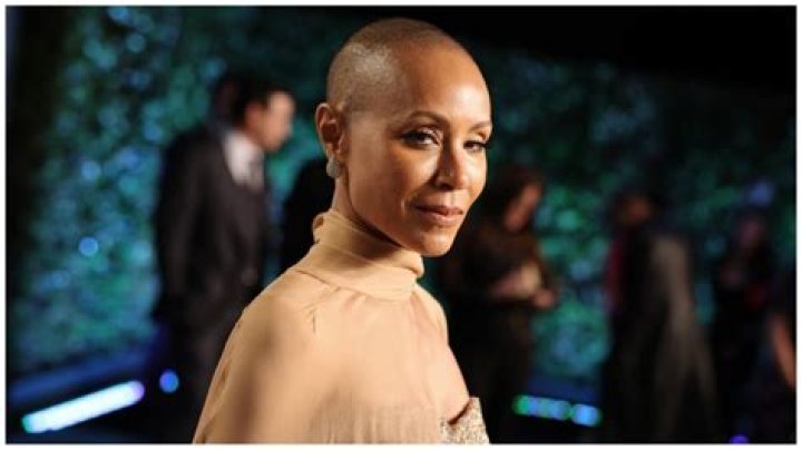 Jada Pinkett Smith Looks Unrecognizable In New Mirror Selfie Flaunting Denim Leg Warmers 