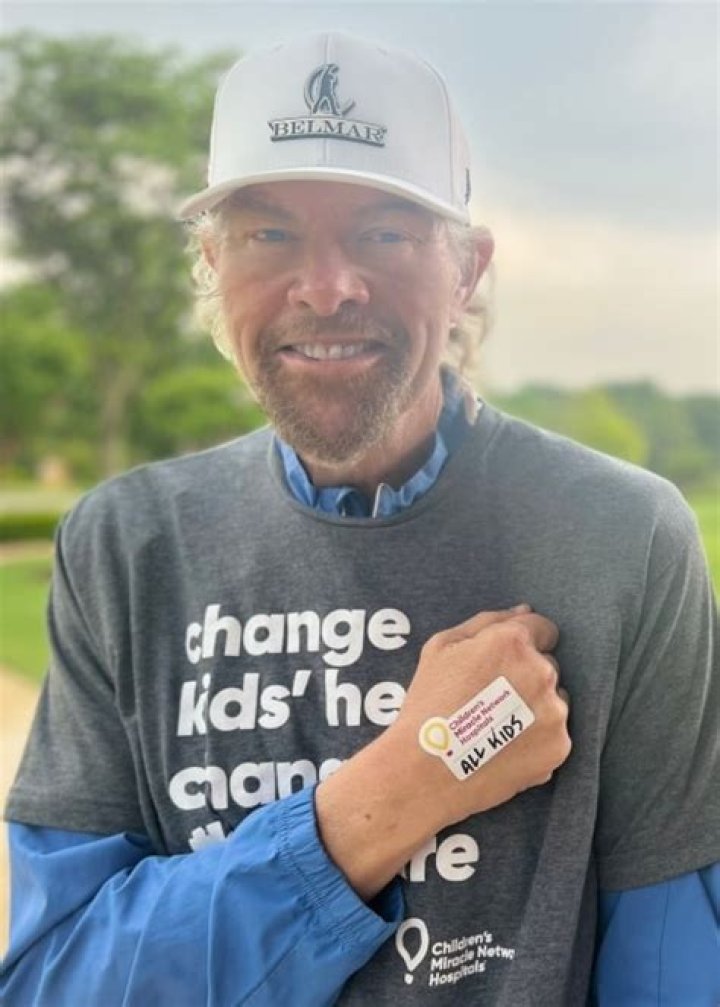 James Conner Battle with Cancer [2023 Update]