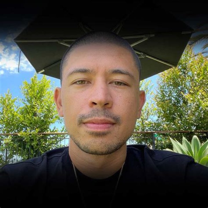 
James Miller
Net Worth
