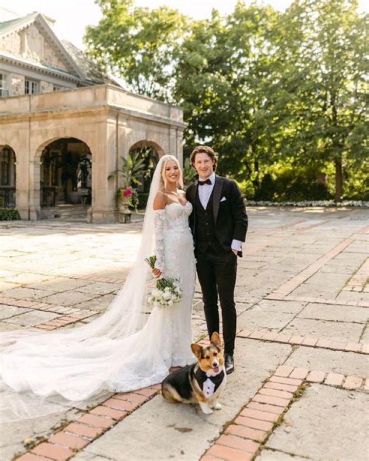 Jared McCann Bio [2023 Update]: NHL, Contract & Girlfriend