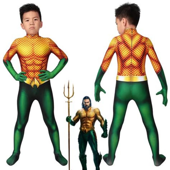 Jason Momoa in Classic Aquaman Costume Possibly Revealed