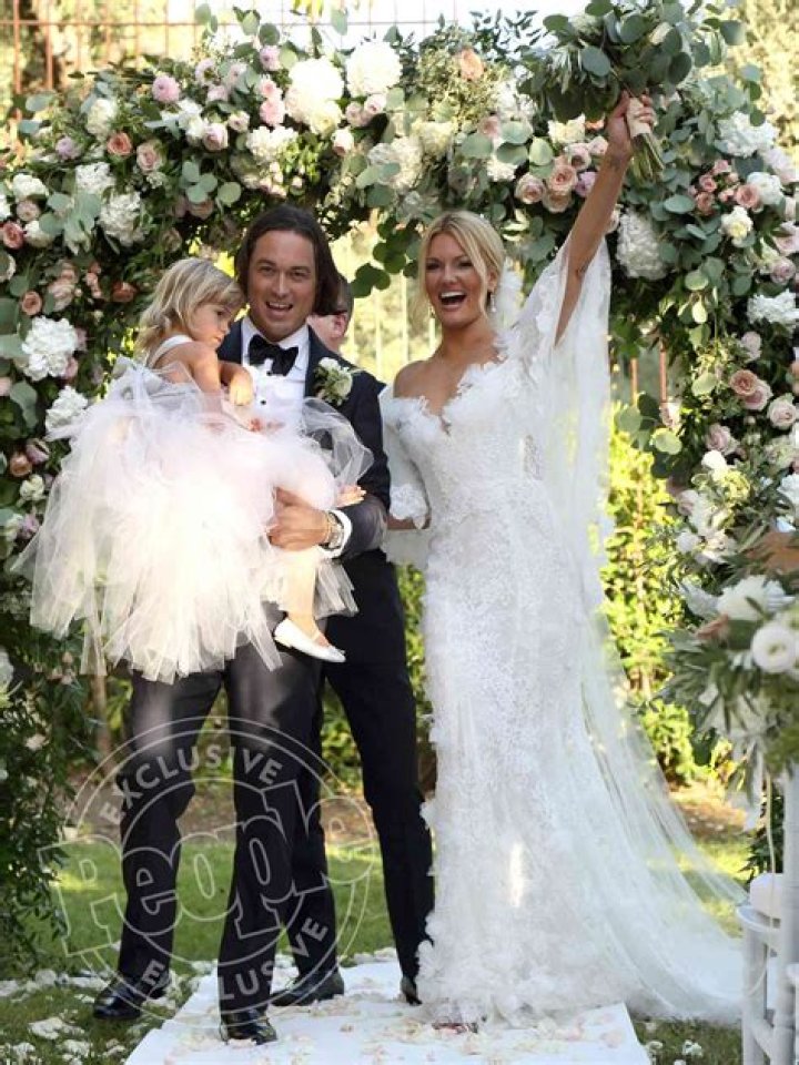Jay Hartington Net Worth 2022, Courtney Hansen Husband and Their Beautiful Wedding Revisited