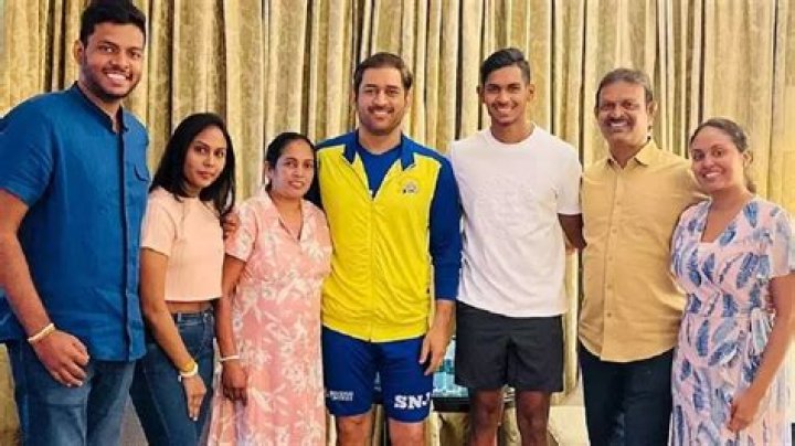 Jayanti Gupta Wiki (Mahendra Singh Dhoni Sister), Age, Husband, Parents, Height & Instagram