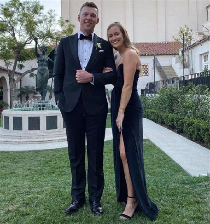 Jayme Hoskins Wiki (Rhys Hoskins Wife) Bio, Age, Husband, Parents, Net Worth & More