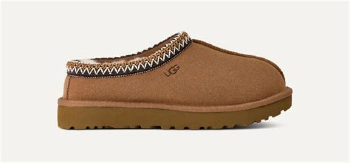JD Sports has up to 60% off Nike trainers, Ugg Slides and more in huge Spring sale