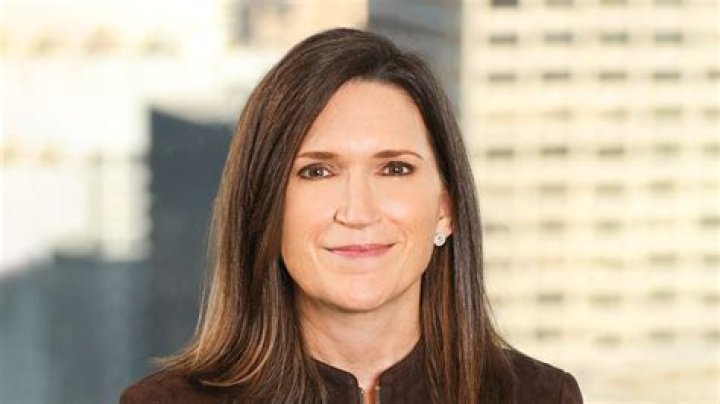 
Jennifer A. Piepszak
Net Worth
