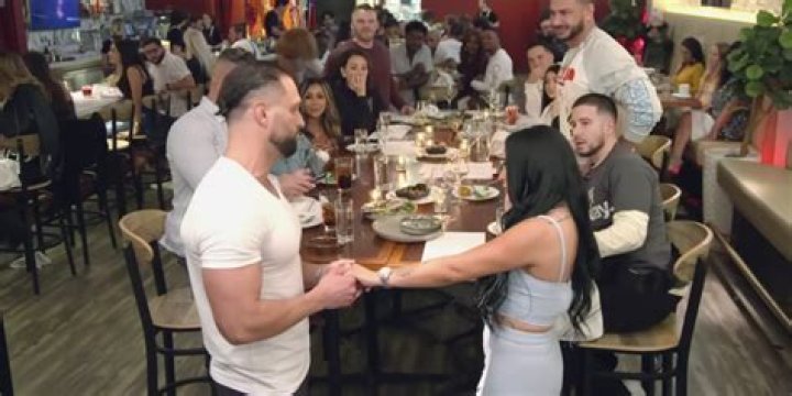 Jersey Shore’s Angelina Pivarnick Calls Police On Fiancé Vinny Over Alleged Domestic Violence