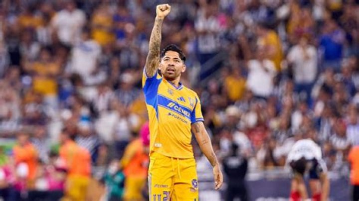 Joe Corona - Games played together against Javier Aquino