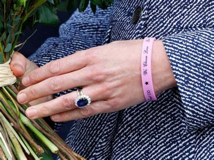 Joey King’s engagement ring may have cost $120,000 dollars – Here’s everything we know about it