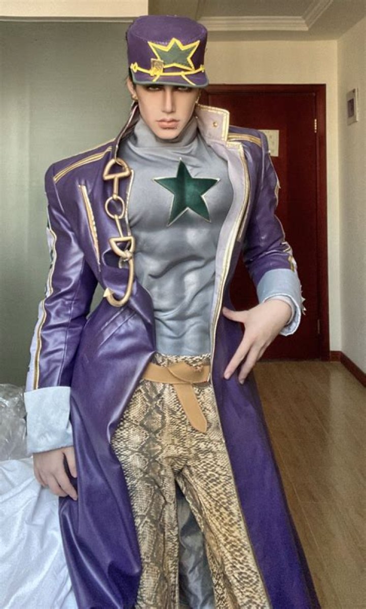 JoJo's Bizarre Adventure Cosplay Gives Fans a Bizarre Iggy