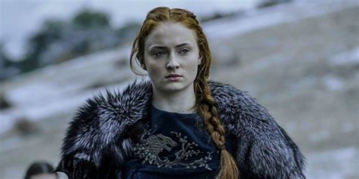 Jon Revealed His Parentage To Arya & Sansa On 'Game Of Thrones' & Things Are Going To Get Messy