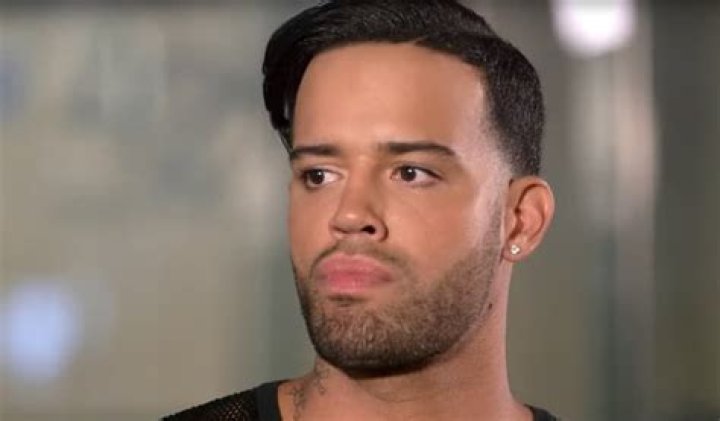 Jonathan Fernandez suspects boyfriend Trent Crews is cheating on Love & Hip Hop