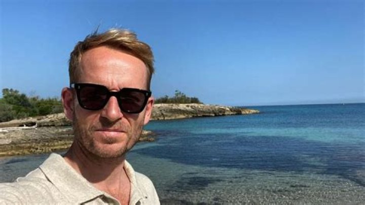 Jonnie Irwin returns to A Place in the Sun amid terminal cancer battle after brutal axe from show