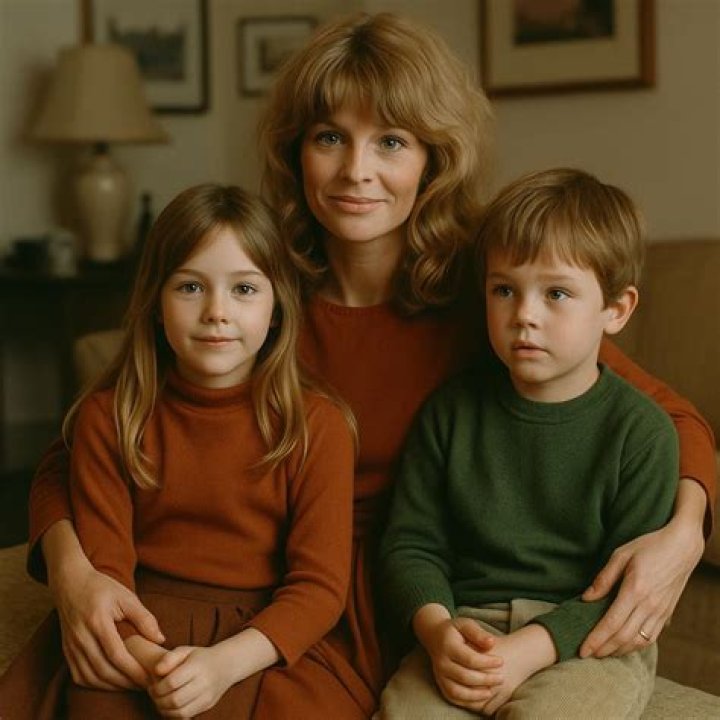 Julie Christie and Duncan Campbell | Married Divorced Children Ex