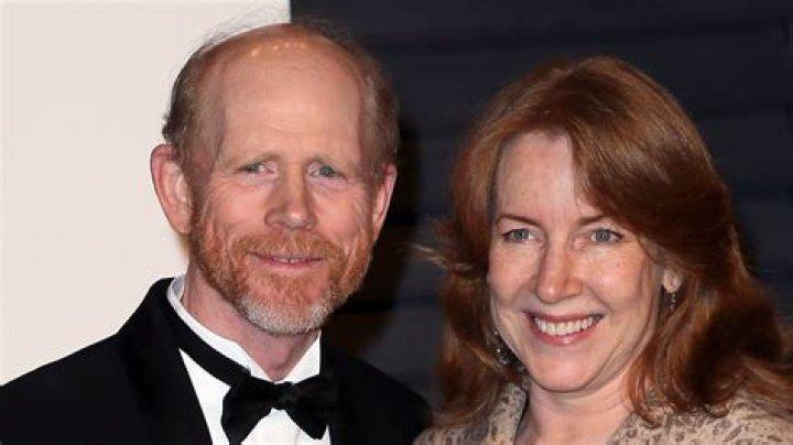 
Julie Howard
Net Worth

