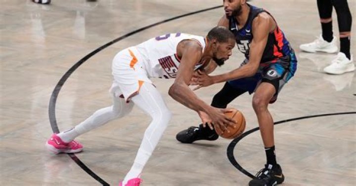 Kevin Durant scores 33 points in Brooklyn return, leads Suns to 136-120 victory over the Nets