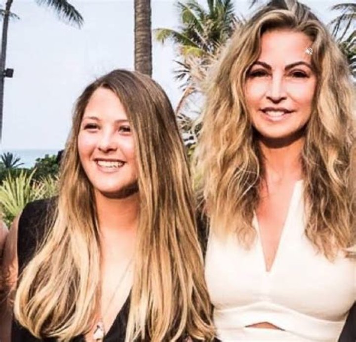 Kira Bonder, Lisa Bonder’s Daughter, Age, Instagram, And Net worth