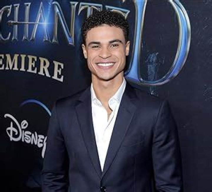 Kolton Stewart: Wiki, Bio, Age, Parents, Height, Movies, Girlfriend, Net Worth
