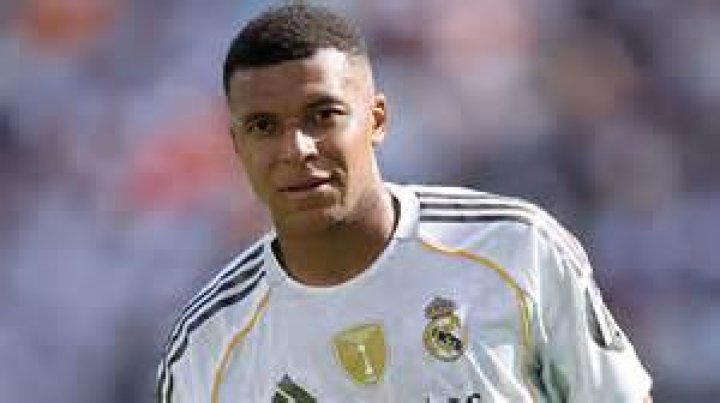 Kylian Mbappé Wiki 2023 - Girlfriend, Salary, Tattoo, Cars & Houses and Net Worth
