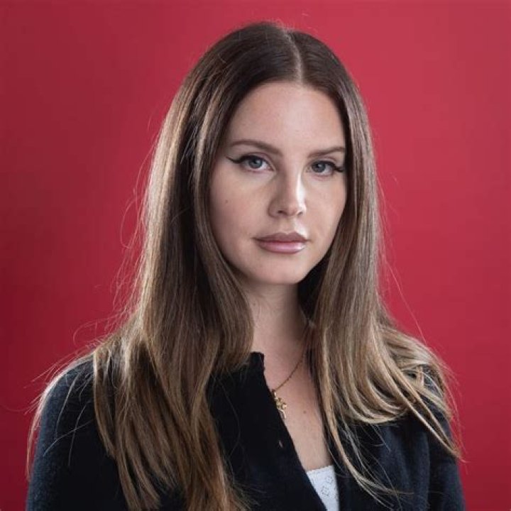 Lana Del Rey: Biography, Musician, Grammy-Nominated Singer