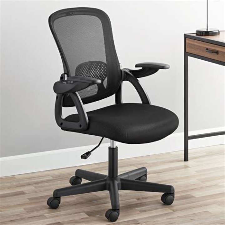 Last Man Sitting: PUBG Meets Office Chairs