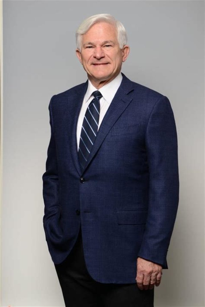 
Lawrence Hilsheimer
Net Worth
