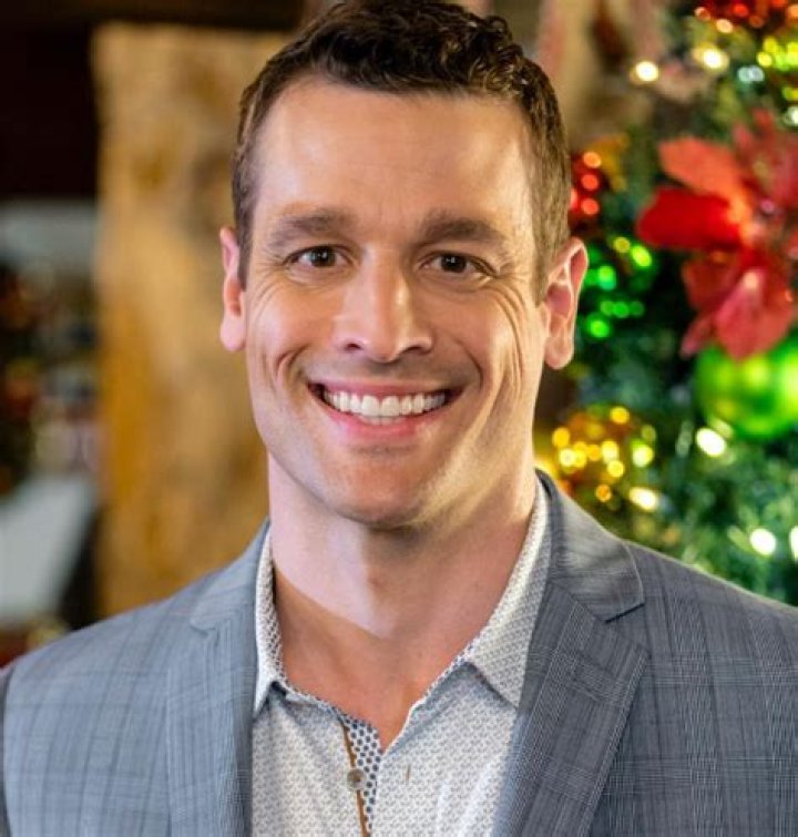Lea Coco Marital Status: Is He Married to Michael Seater? Exploring His Gay Relationship Status