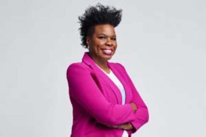 Leslie Jones - - Biography