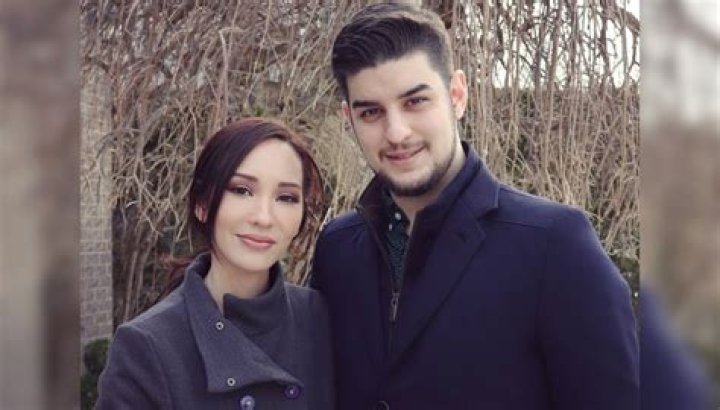 Liam Donovan And Lauren Chen: A Deep Dive Into Their Lives And Careers