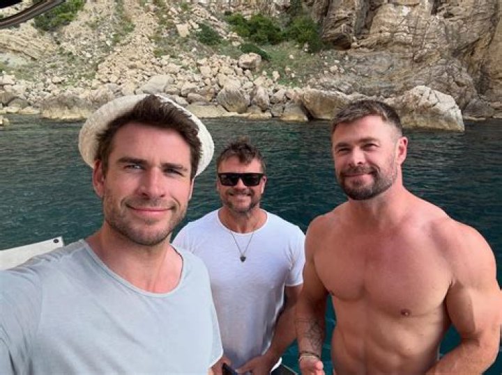 Liam Hemsworth Height: A Deep Dive Into The Actor's Physical Attributes And Career