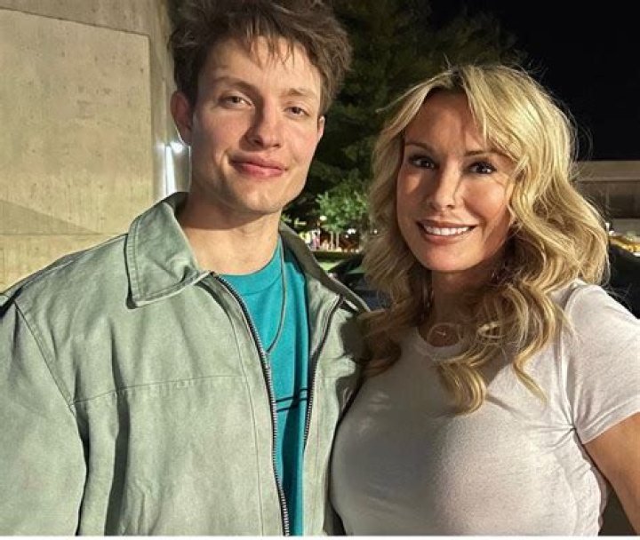 Lindsay Lee And Matt Rife: A Journey Through Comedy And Love