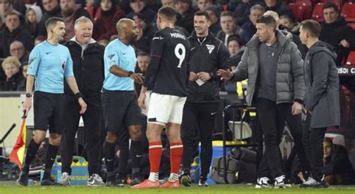 Luton manager says Carlton Morris was target of alleged racist comment