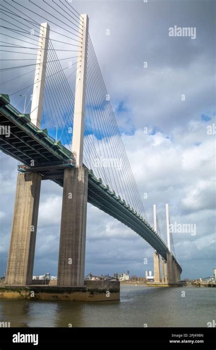 Man in critical condition after Jumps off QE2 bridge at Dartford Crossing