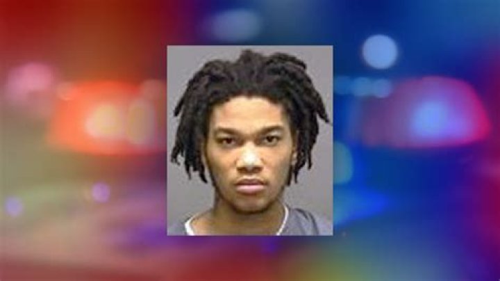 Man wanted for escaping Davenport work release