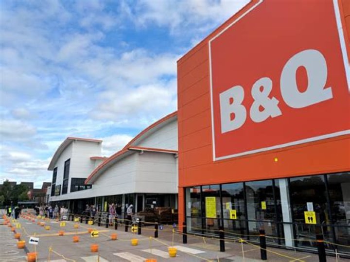 Manchester terror attacker Salman Abedi's bomb was put together for £66 using easy-to-buy items from B&Q and Screwfix