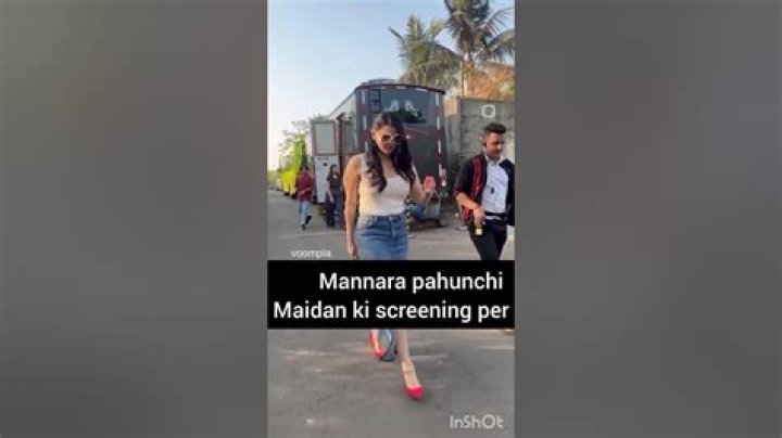 Mannara Chopra viral video