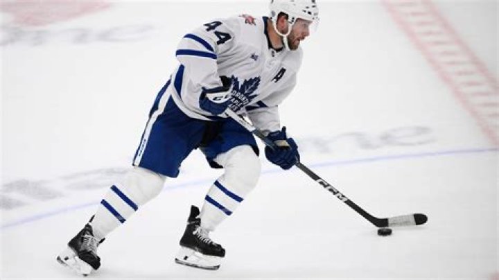 Maple Leafs’ Morgan Rielly suspended 5 games by the NHL for cross-checking the Senators’ Ridly Greig